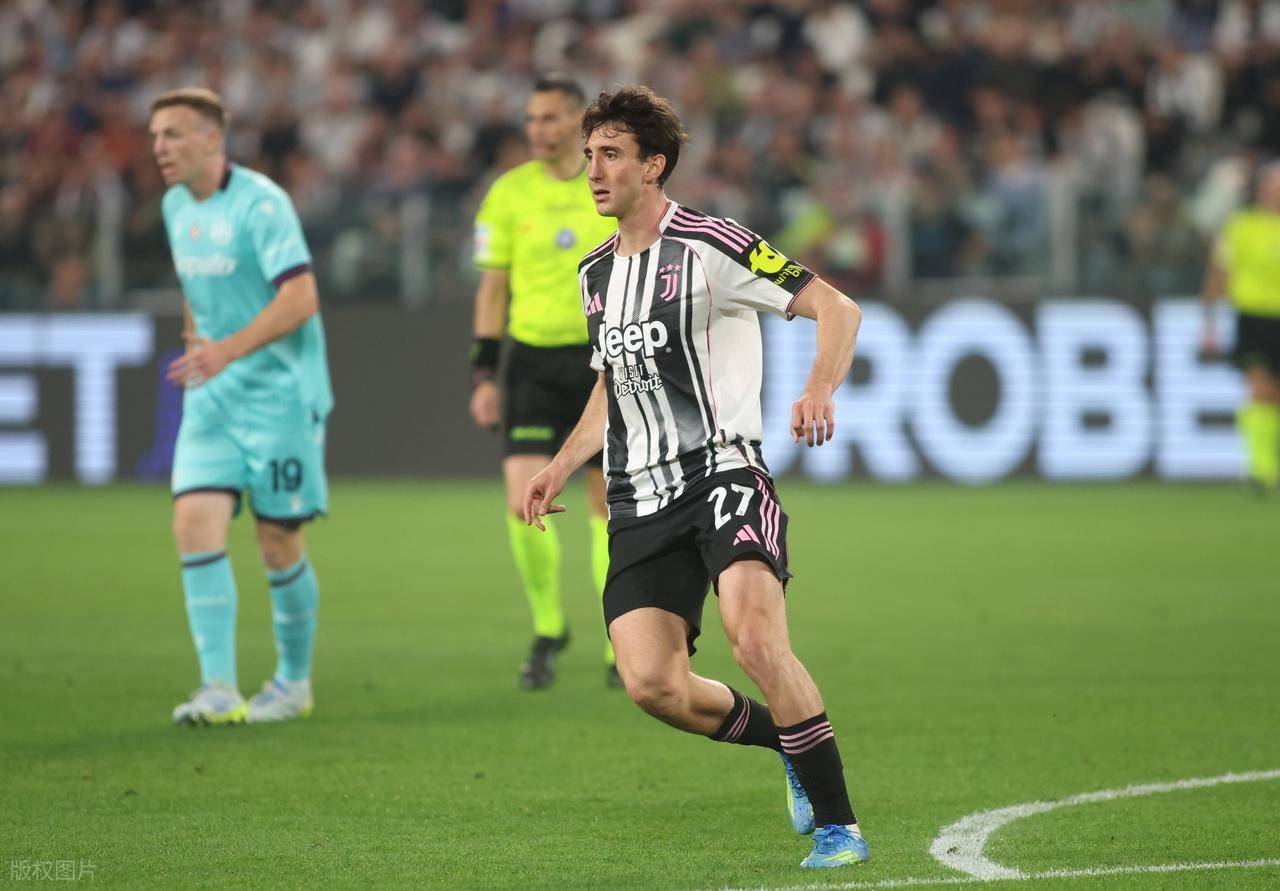 俱乐部花费：切尔西怒砸20亿只排英超第六巴黎11亿换欧冠法甲双王